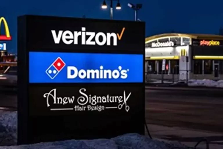 featured Image: 4 Types of Lighted Exterior Signs to Enhance Your Business