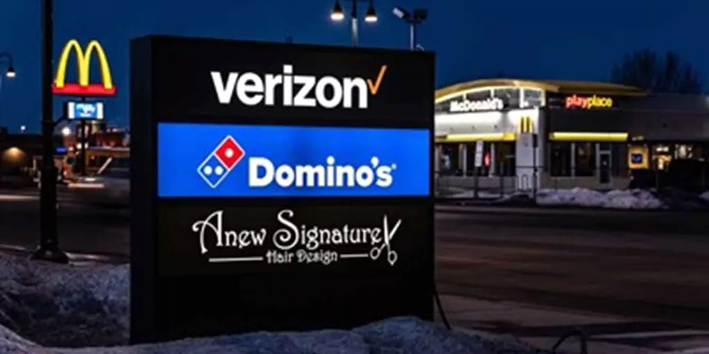 featured Image: 4 Types of Lighted Exterior Signs to Enhance Your Business