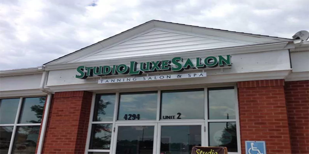 Featured Image: Channel Letters in Stow OH Help Beauty Salon Brand